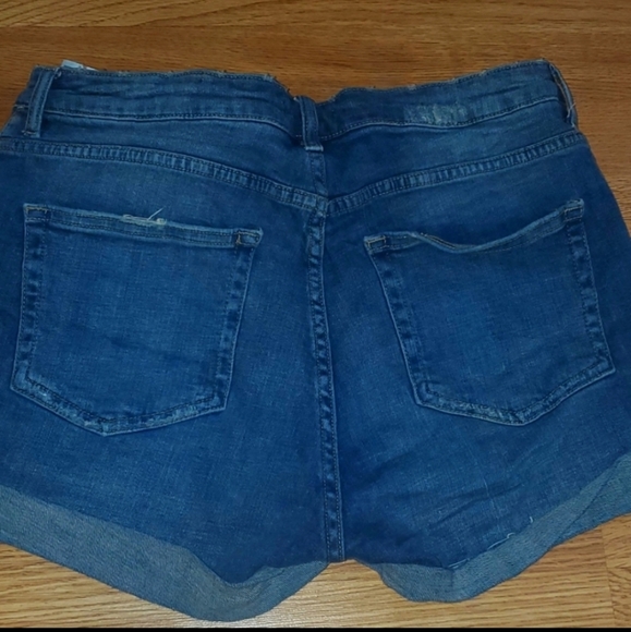 Jean short - Picture 2 of 2